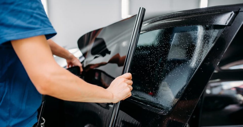 tinted-windows-on-leased-car-featured-image